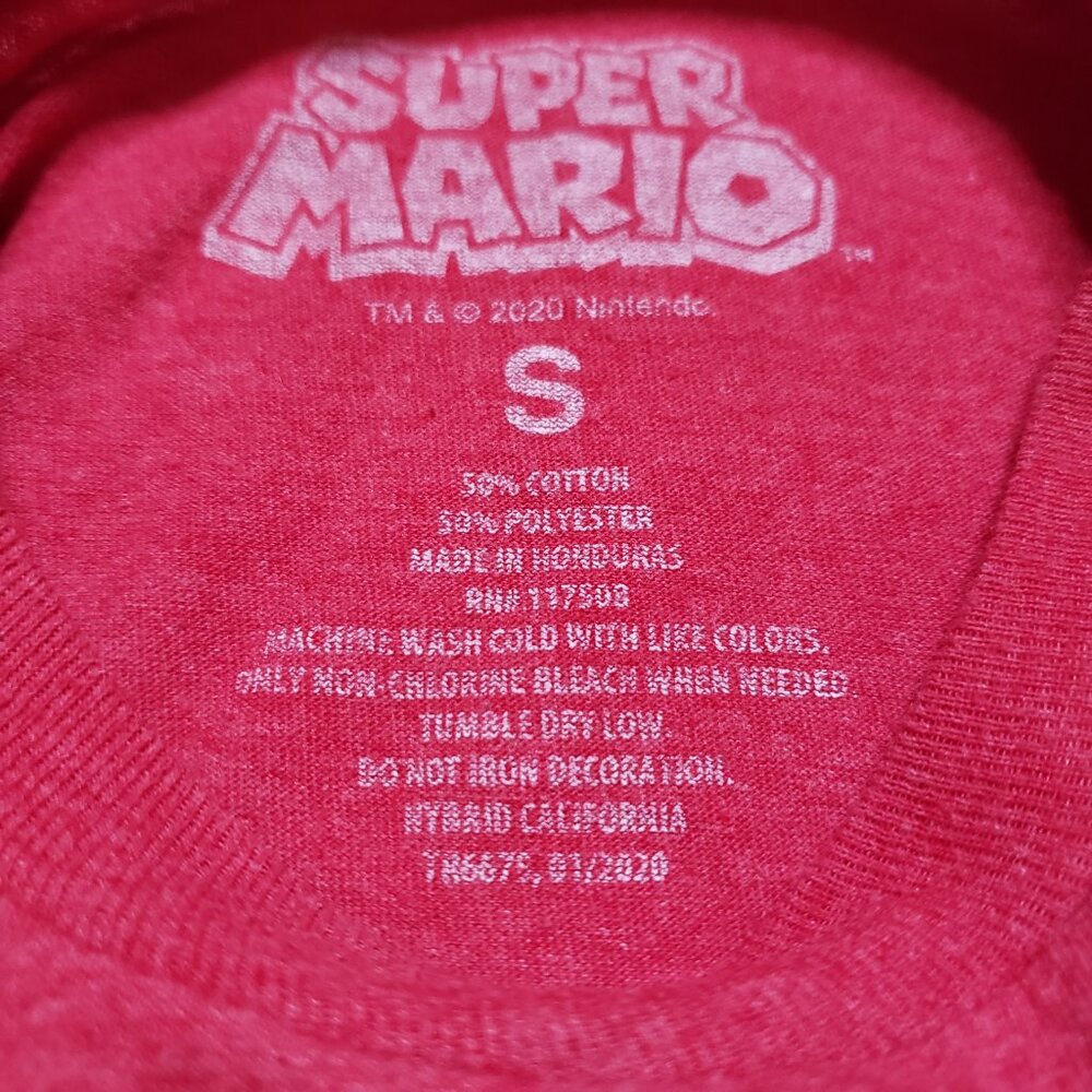 Super Mario Bros “Mario & Friends” Red Graphic T‑Shirt Big Boys Small - Picture 9 of 16